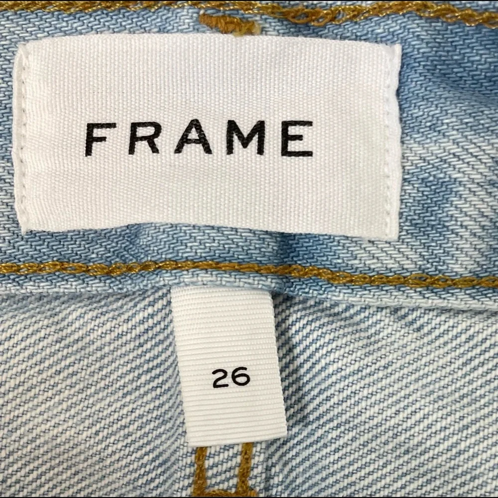 Frame denim Le Beau distressed shorts size 26 - Picture 10 of 11